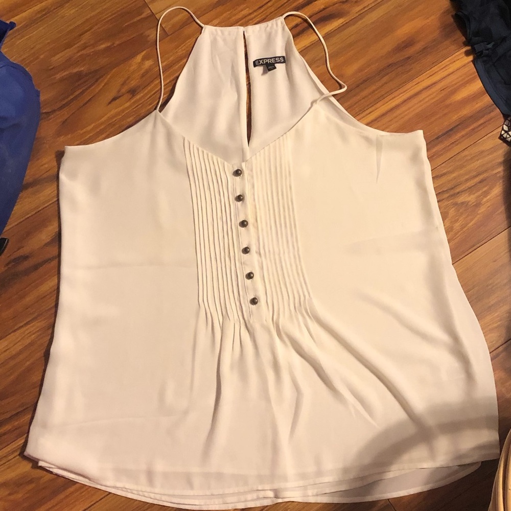 Express button tank top